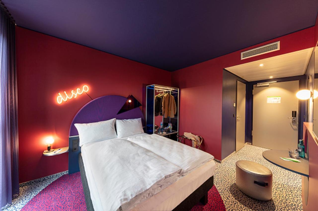 Ibis Styles Muenchen Perlach Exterior foto
